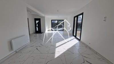 Maison - 113 m² - 6 pièces