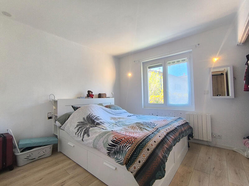 Maison - 106 m² - 7 pièces