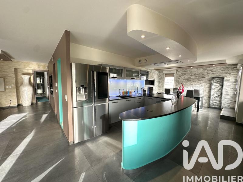 Appartement - 122 m² - 4 pièces