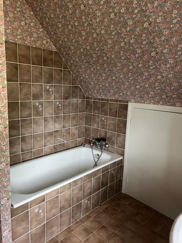 Maison traditionnelle - 92 m² - 5 pièces