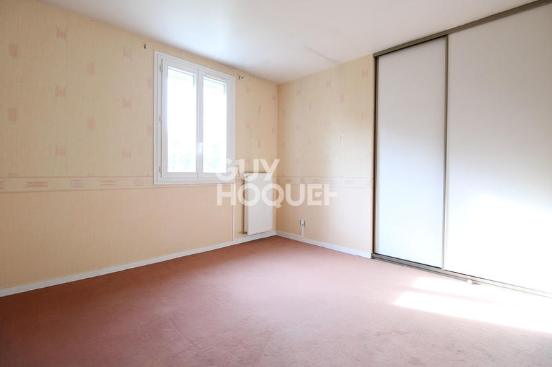 Maison - 202 m² - 7 pièces