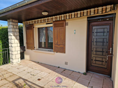 Maison - 99 m² - 5 pièces