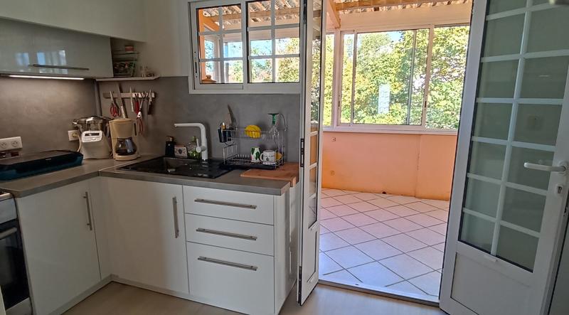 Maison traditionnelle - 90 m² - 4 pièces