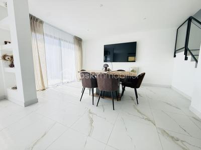 Maison - 125 m² - 6 pièces