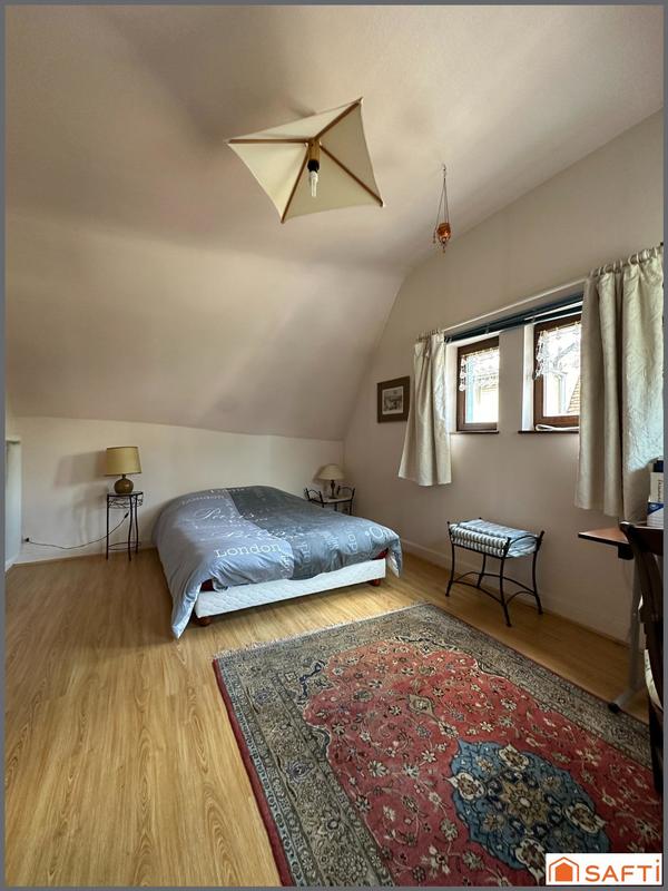 Appartement - 184 m² - 5 pièces