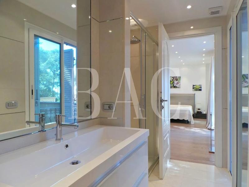 Villa - 550 m² - 14 pièces