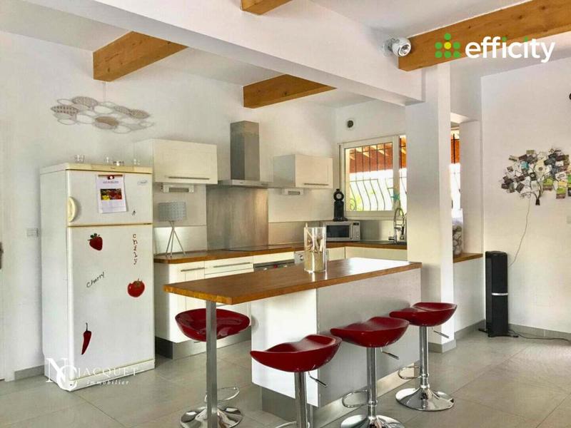 Villa - 134 m² - 6 pièces