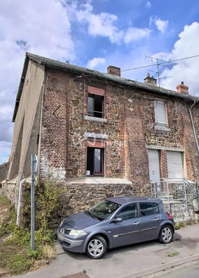 Maison - 90 m² - 6 pièces