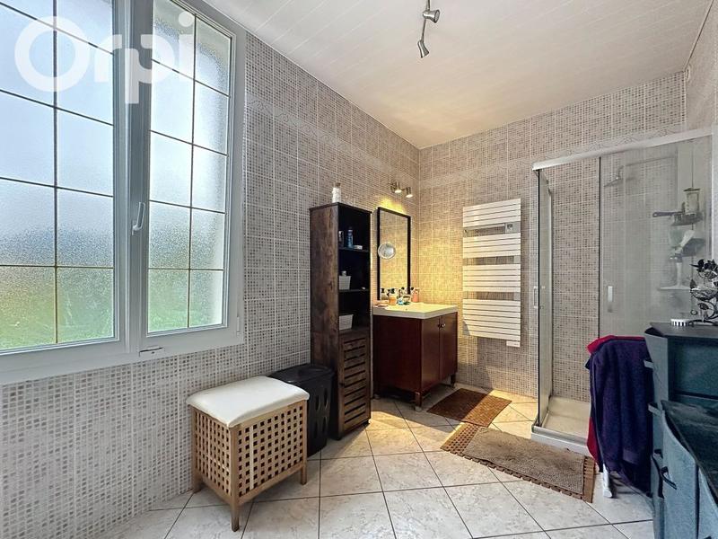 Maison - 108 m² - 5 pièces