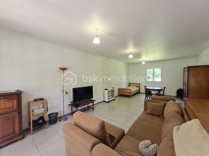 Maison traditionnelle - 85 m² - 3 pièces