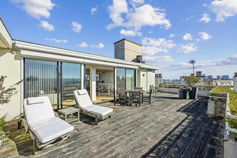 Villa sur toit - 195 m² - 4 pièces