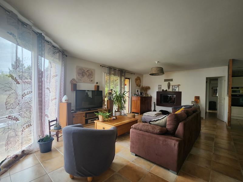 Maison - 110 m² - 6 pièces