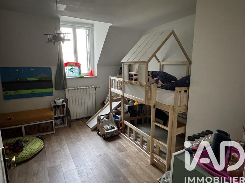 Maison - 90 m² - 5 pièces