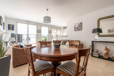 Appartement - 83 m² - 4 pièces