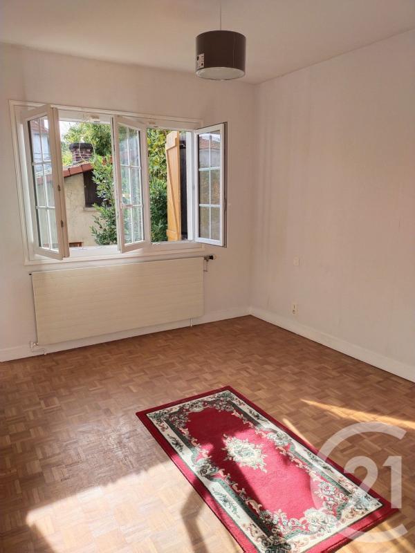 Maison - 169 m² - 8 pièces