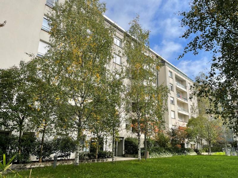 Appartement - 92 m² - 4 pièces