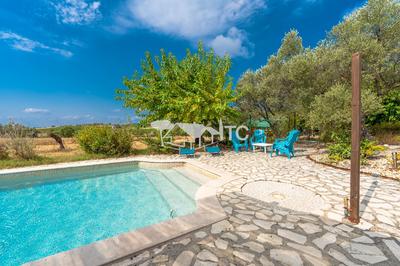 Maison - 244 m² - 7 pièces