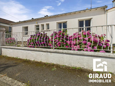 Maison traditionnelle - 120 m² - 6 pièces