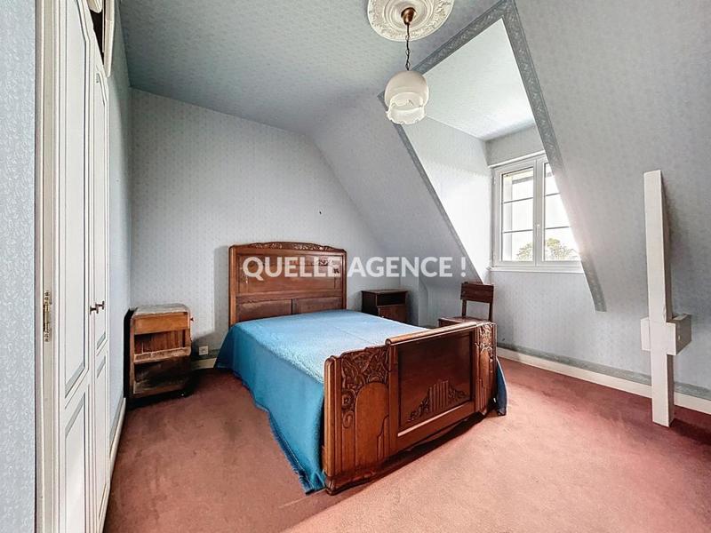 Maison - 141 m² - 8 pièces