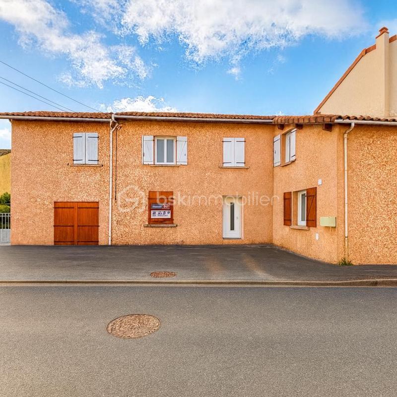 Maison - 90 m² - 5 pièces