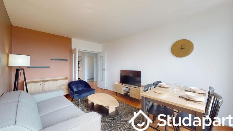 Chambre - 10 m² - 1 pièce