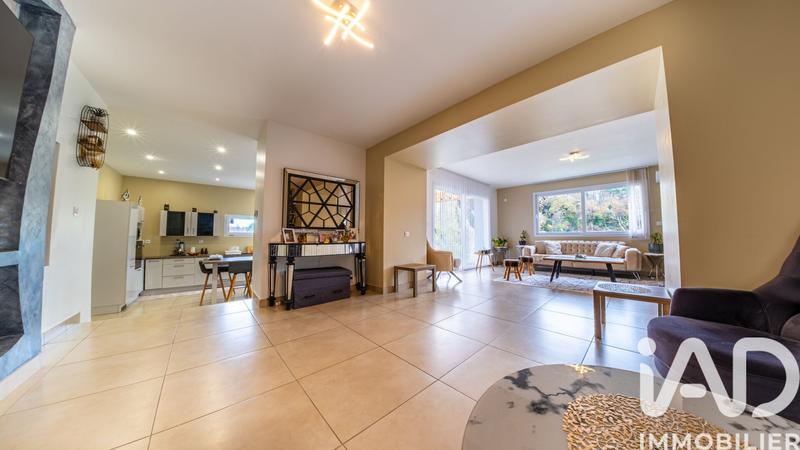 Maison - 178 m² - 5 pièces