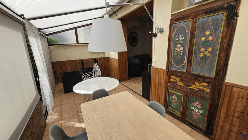 Maison - 94 m² - 5 pièces