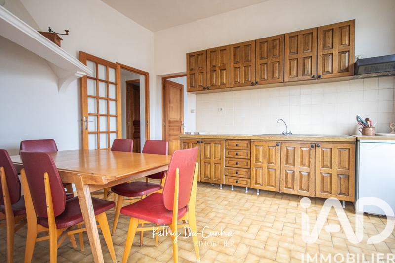 Maison de maîtres - 246 m² - 10 pièces