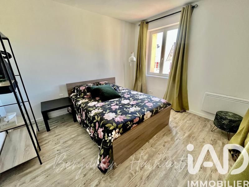 Maison - 220 m² - 8 pièces