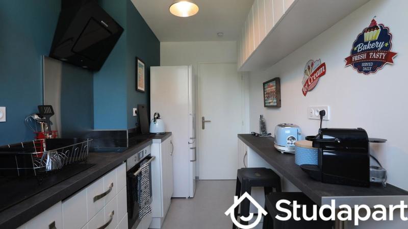 Chambre - 11 m² - 1 pièce