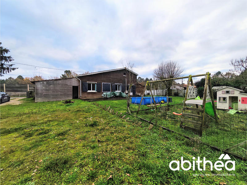 Maison - 90 m² - 4 pièces