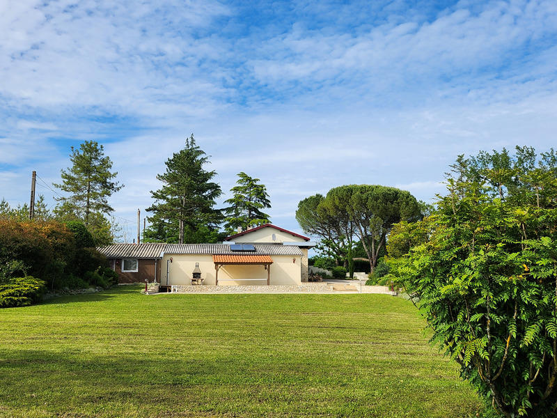 Maison - 183 m² - 5 pièces