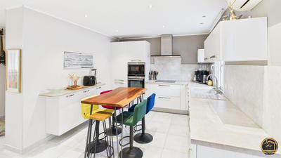 Maison traditionnelle - 100 m² - 5 pièces