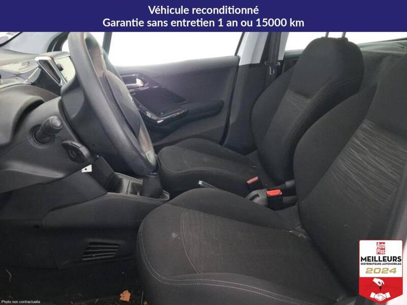 Peugeot 208 Affaire Essence 82 Premium Pack 2pl