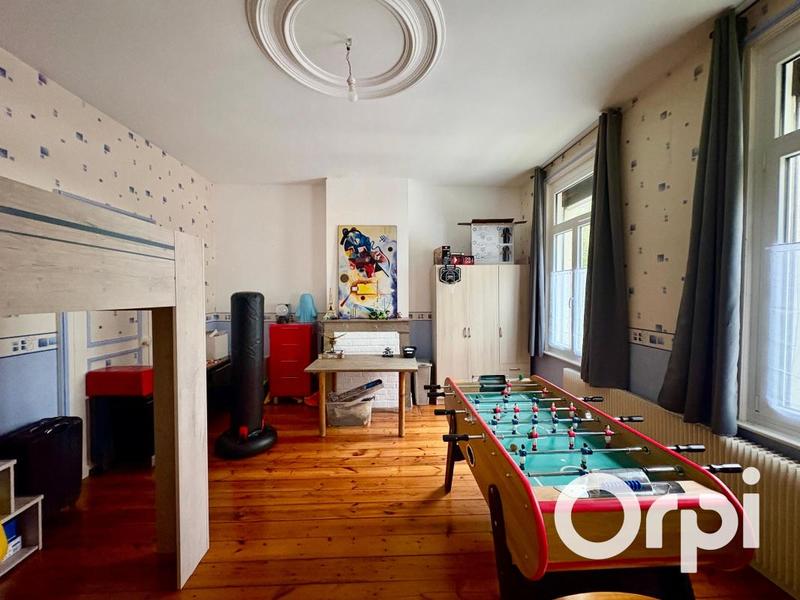 Maison - 335 m² - 8 pièces