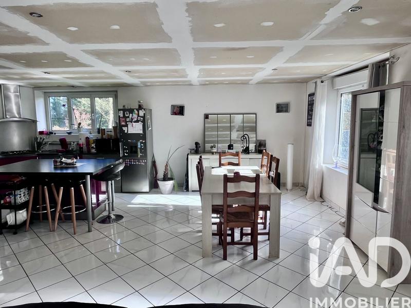 Maison - 138 m² - 6 pièces