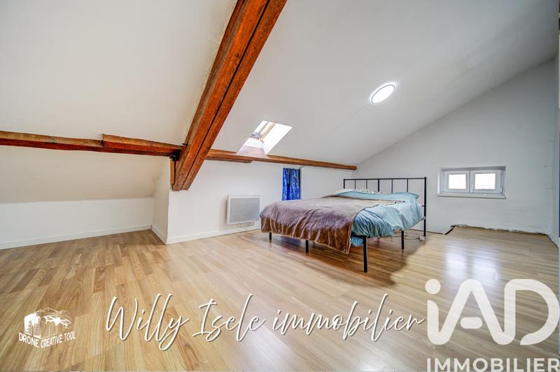 Maison - 81 m² - 5 pièces