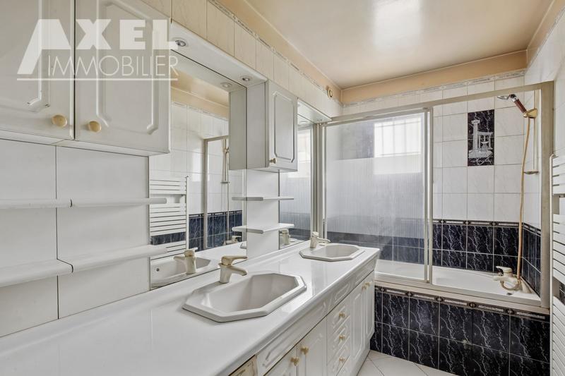 Maison - 146 m² - 5 pièces