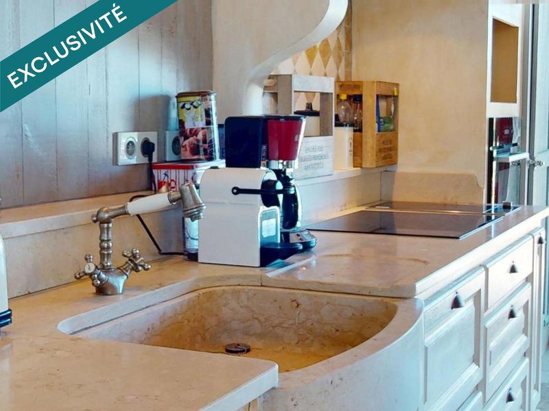 Maison - 340 m² - 7 pièces