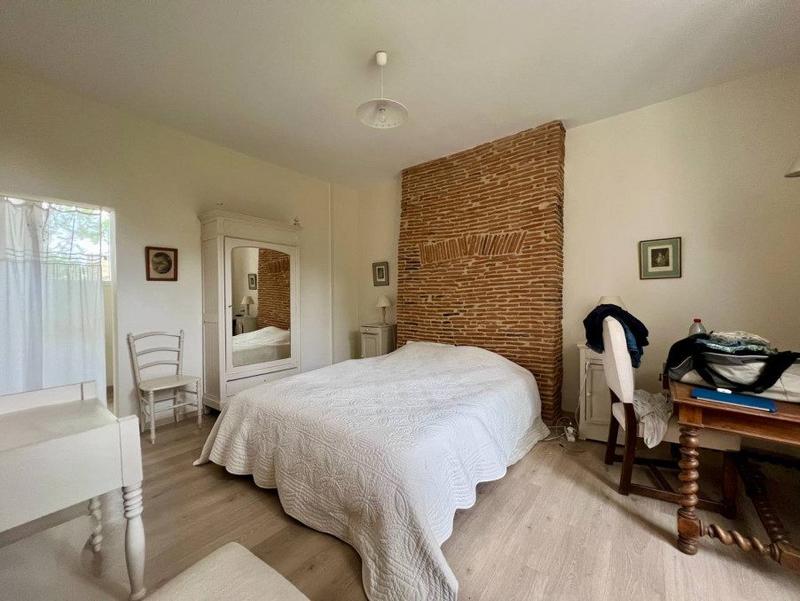 Maison traditionnelle - 286 m² - 13 pièces