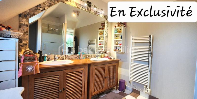 Propriété - 230 m² - 8 pièces