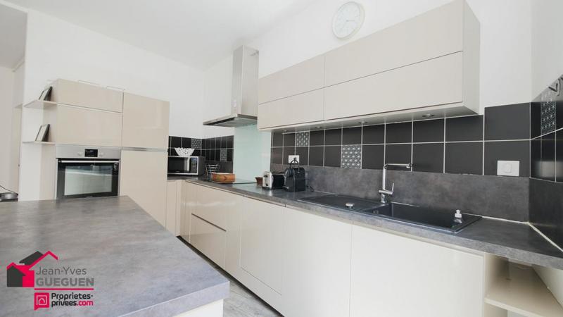 Appartement - 127 m² - 4 pièces