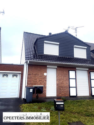 Maison - 93 m² - 4 pièces