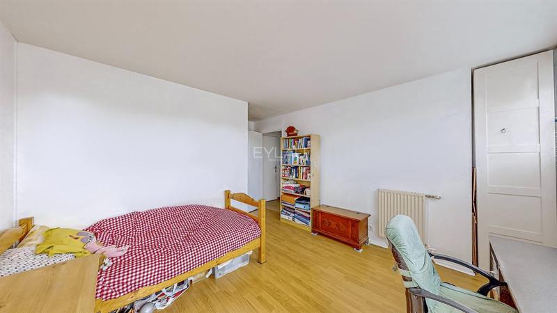 Appartement - 82 m² - 4 pièces