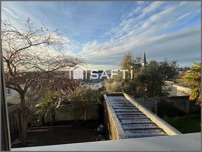 Maison - 102 m² - 5 pièces