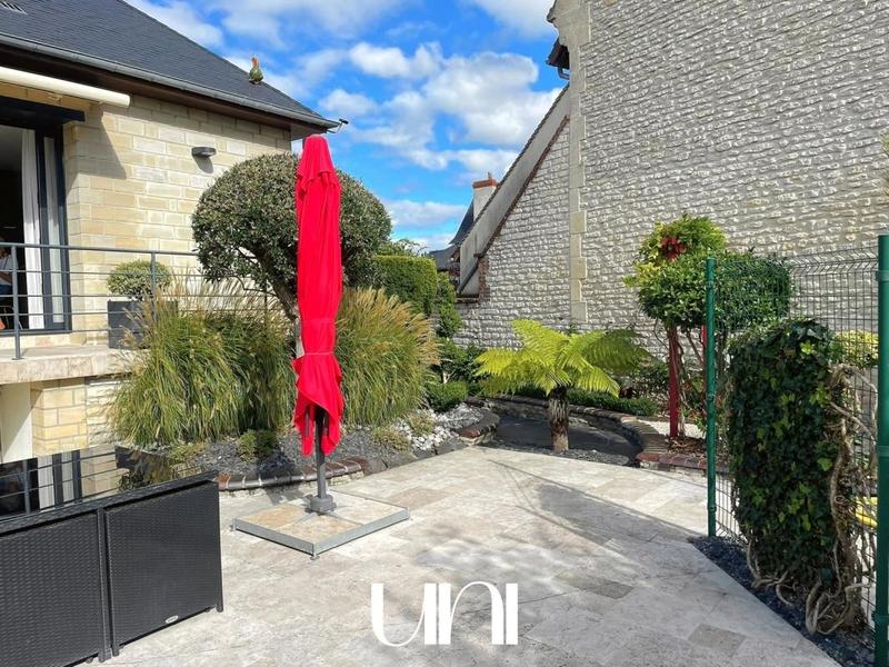 Maison - 185 m² - 6 pièces
