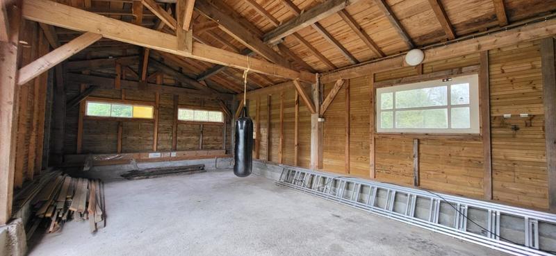 Maison - 198 m² - 8 pièces