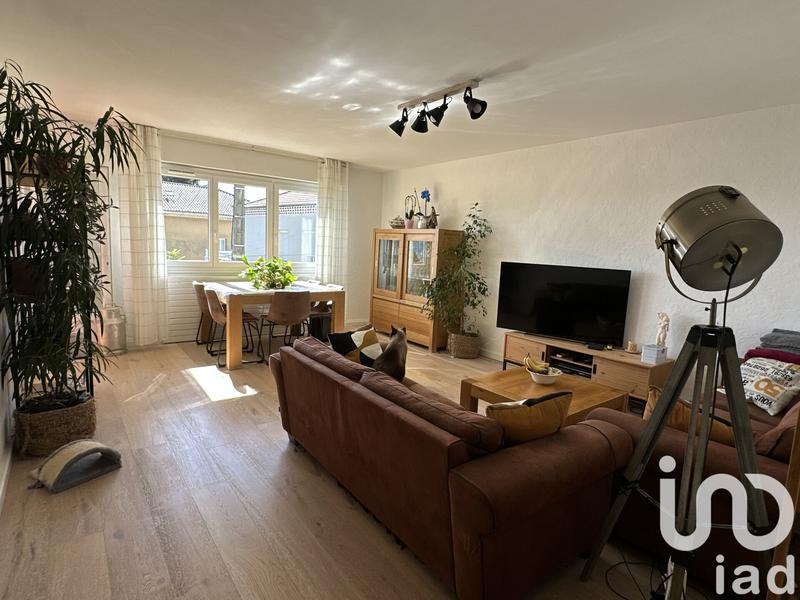 Appartement - 95 m² - 5 pièces