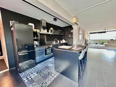 Appartement - 136 m² - 4 pièces