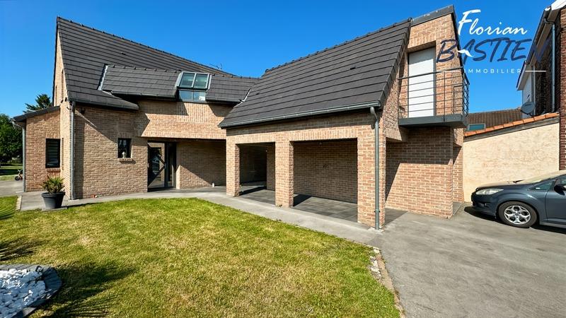 Maison - 172 m² - 7 pièces